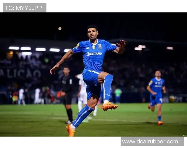 国米大胜波尔图五比一引发全场狂欢转会传闻再度升温