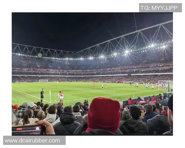 英超激情对决多特蒙德大胜那不勒斯引发转会热议与全场欢呼